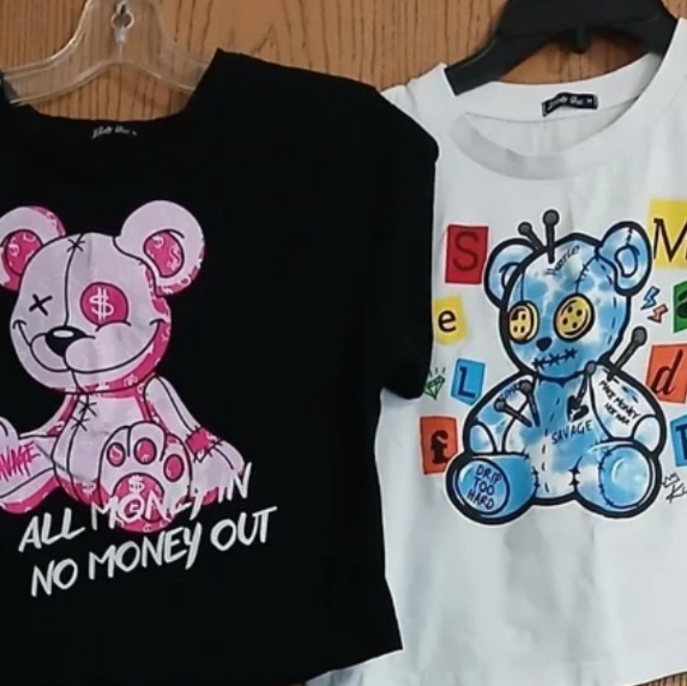 3 Forty Inc. Crop T-shirts size M.      11-019
